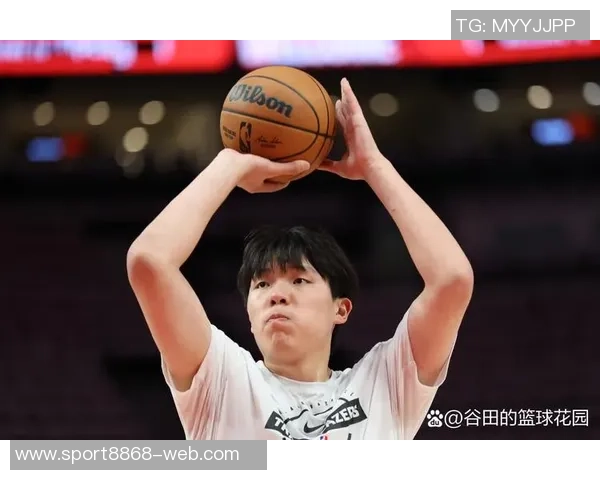 杨瀚森在对阵德鲁蒂米时表现出色应向小萨和申京的风格看齐